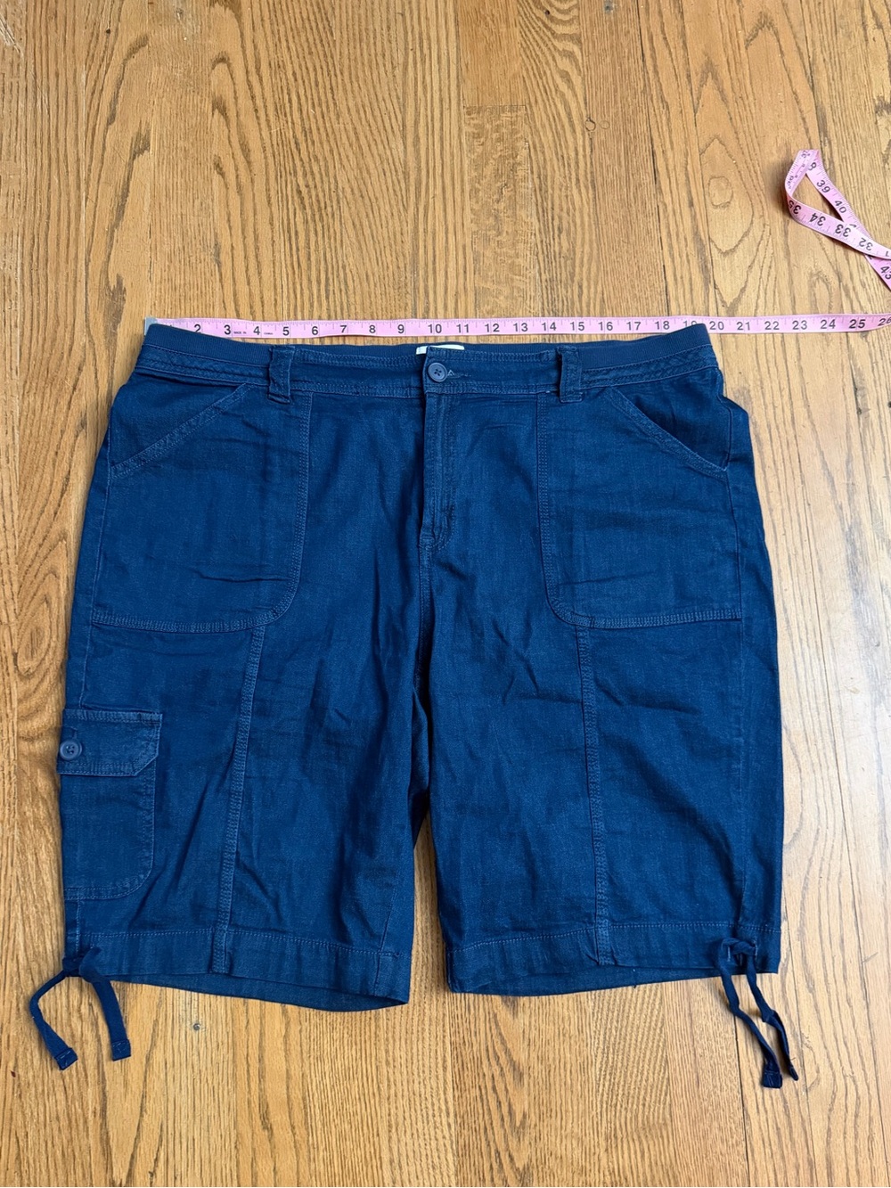 St. John’s Bay 16W Denim Look Cargo Bermuda Shorts Navy Blue Stretch Pockets